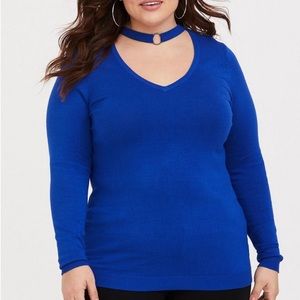 Size 0 Torrid choker sweater